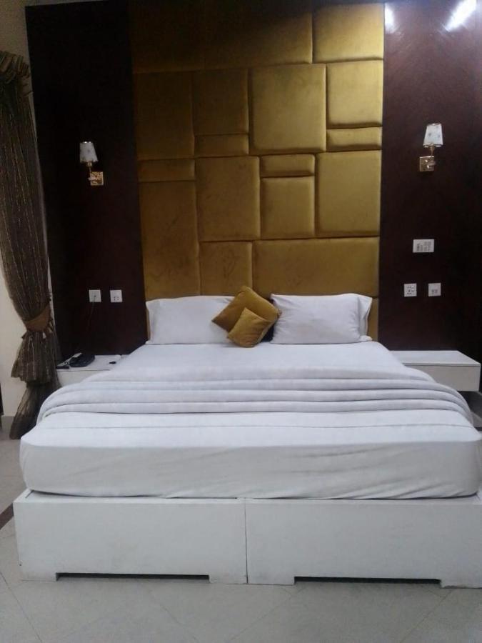 Hotel Pak Continental Μουλτάν Εξωτερικό φωτογραφία