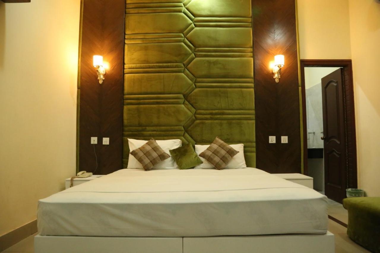 Hotel Pak Continental Μουλτάν Εξωτερικό φωτογραφία