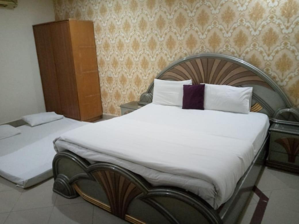 Hotel Pak Continental Μουλτάν Εξωτερικό φωτογραφία
