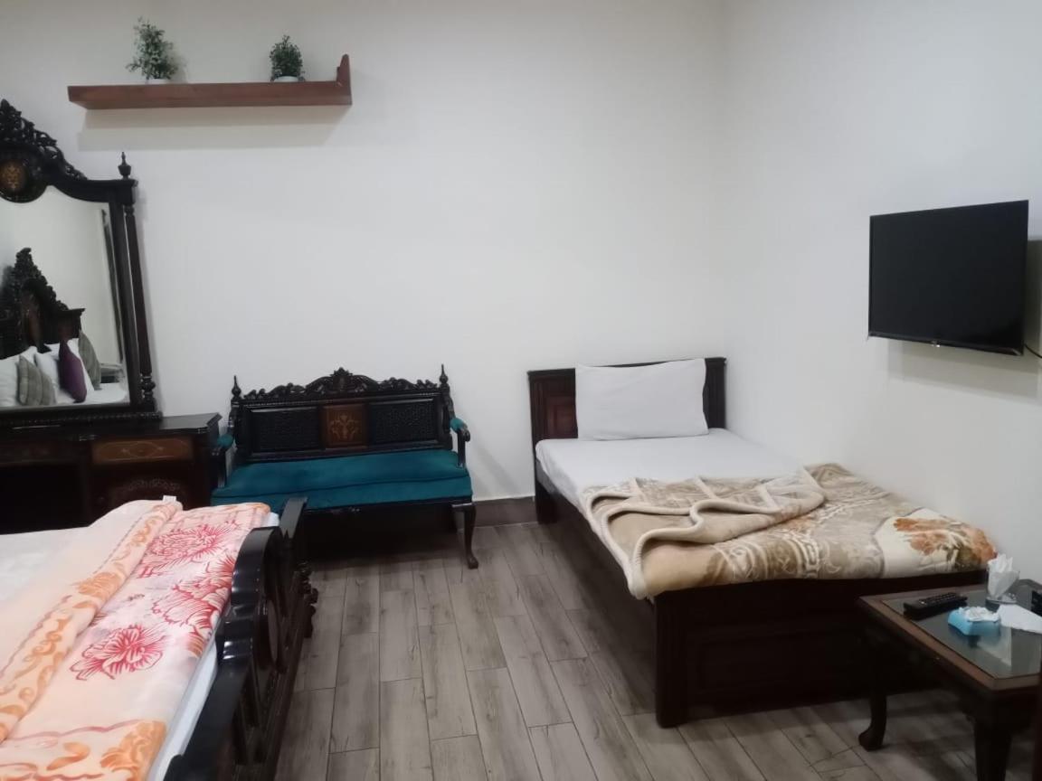 Hotel Pak Continental Μουλτάν Εξωτερικό φωτογραφία