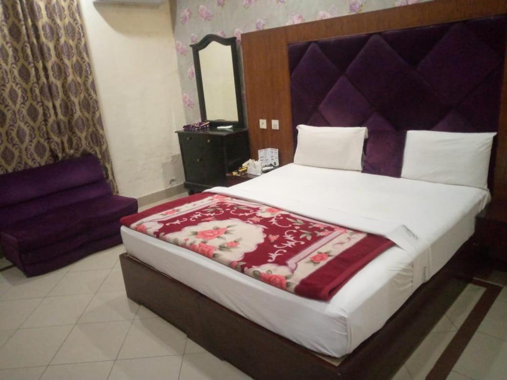 Hotel Pak Continental Μουλτάν Εξωτερικό φωτογραφία