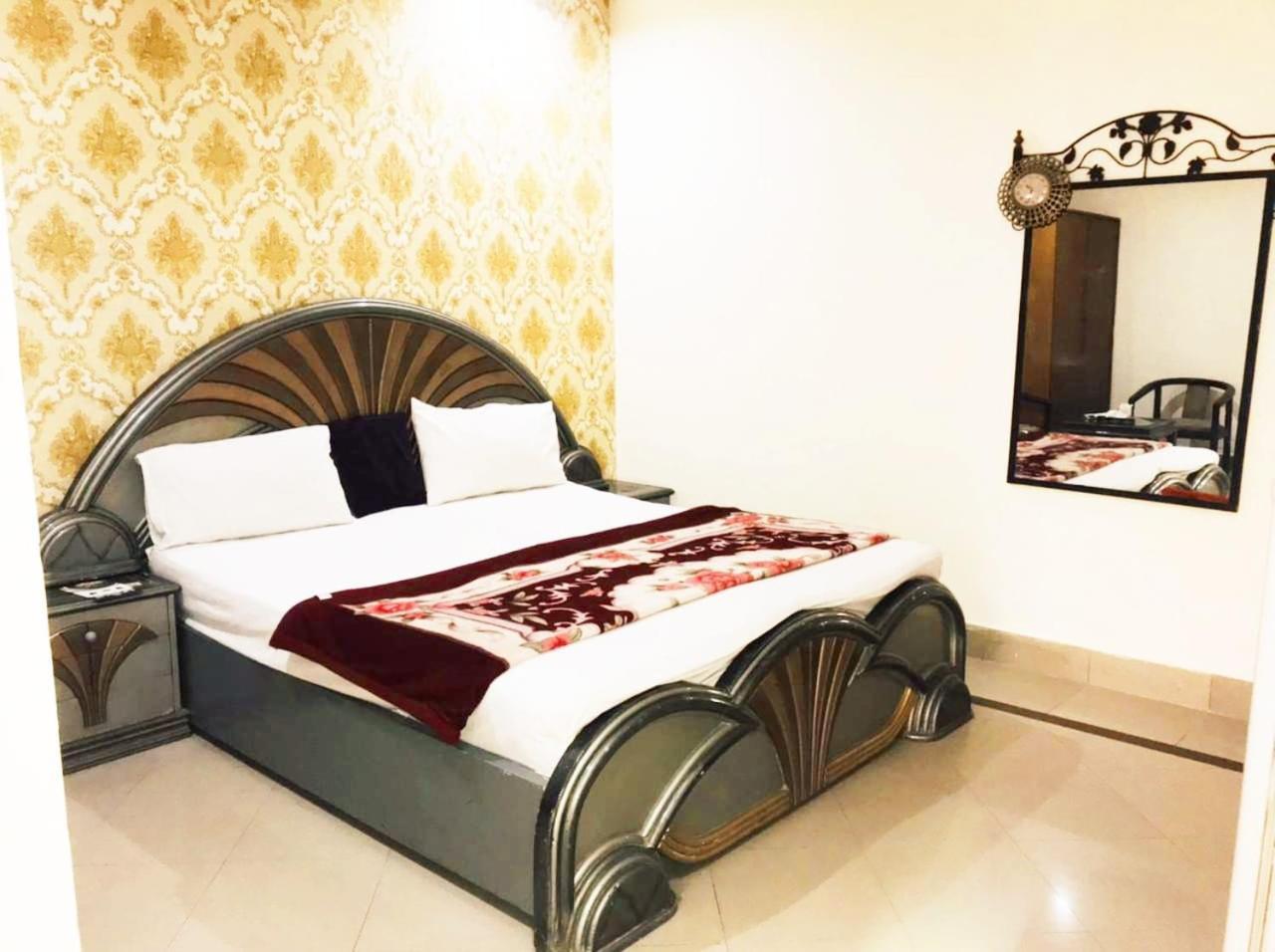 Hotel Pak Continental Μουλτάν Εξωτερικό φωτογραφία