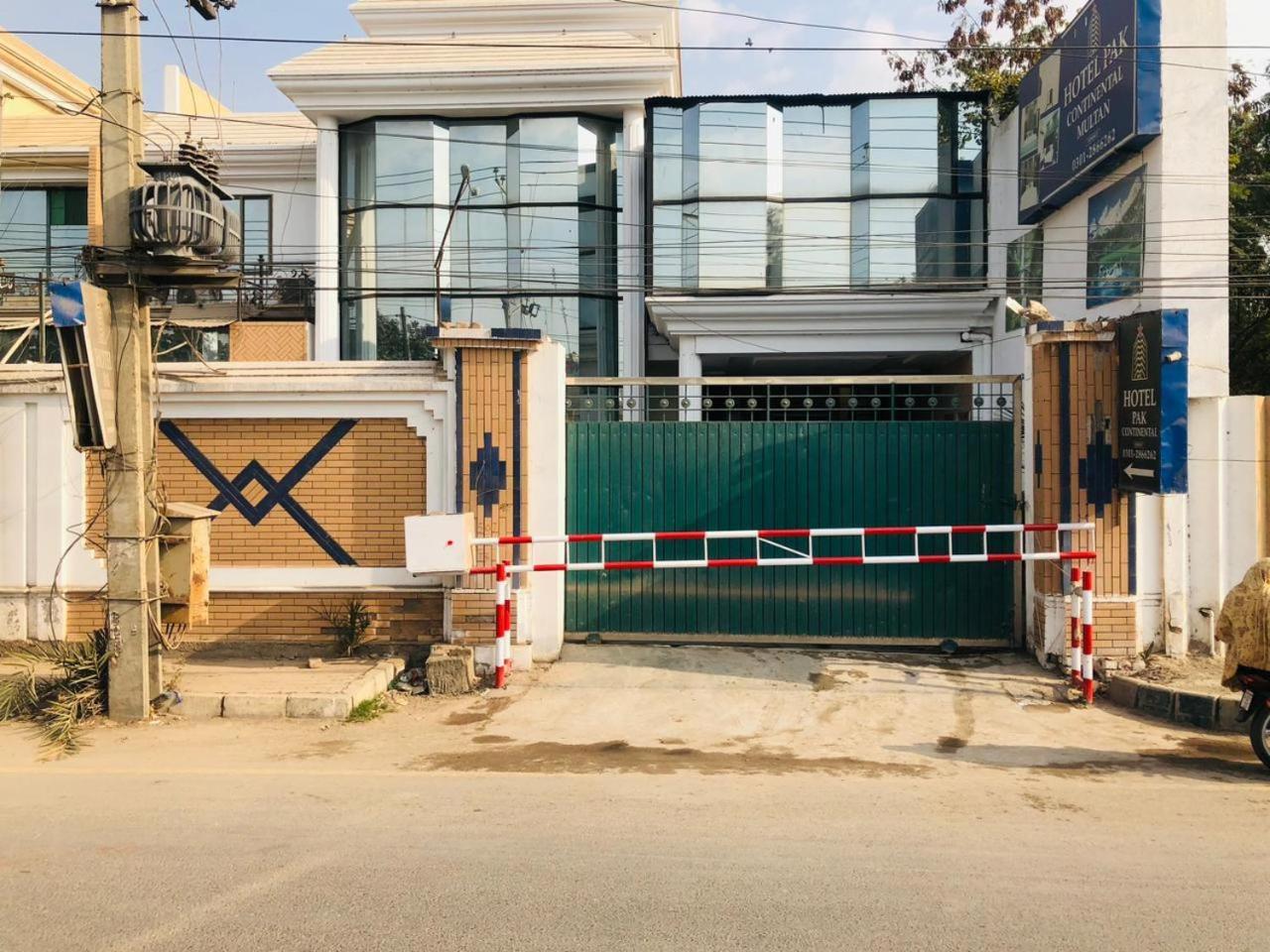 Hotel Pak Continental Μουλτάν Εξωτερικό φωτογραφία