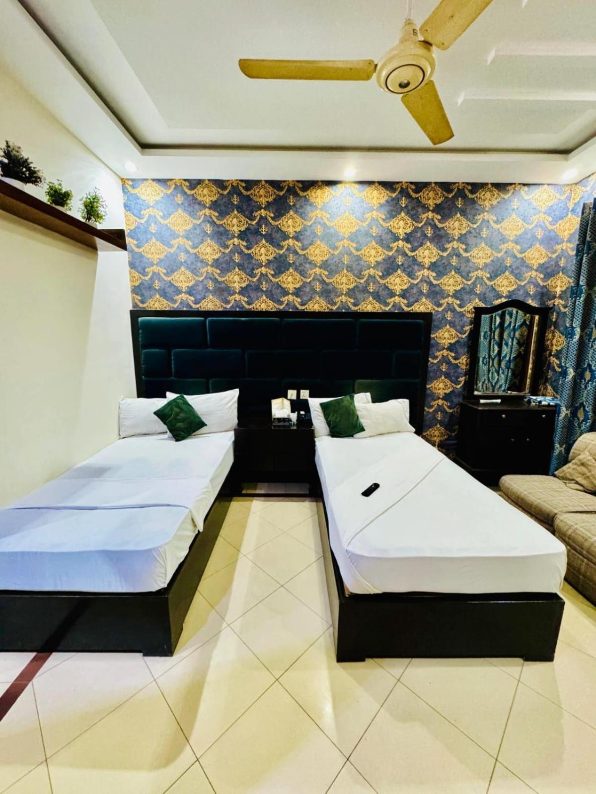 Hotel Pak Continental Μουλτάν Εξωτερικό φωτογραφία