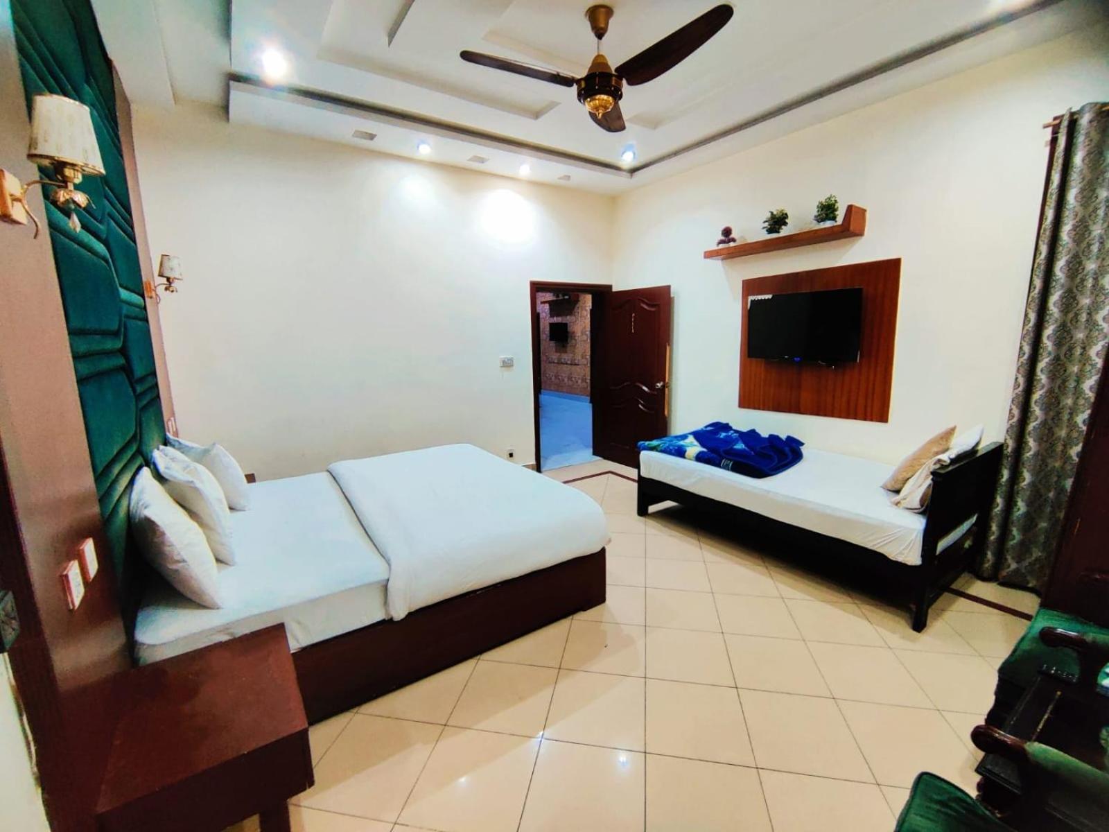 Hotel Pak Continental Μουλτάν Εξωτερικό φωτογραφία
