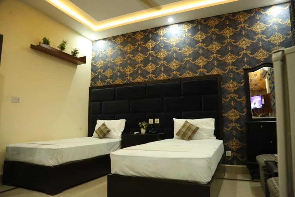 Hotel Pak Continental Μουλτάν Εξωτερικό φωτογραφία